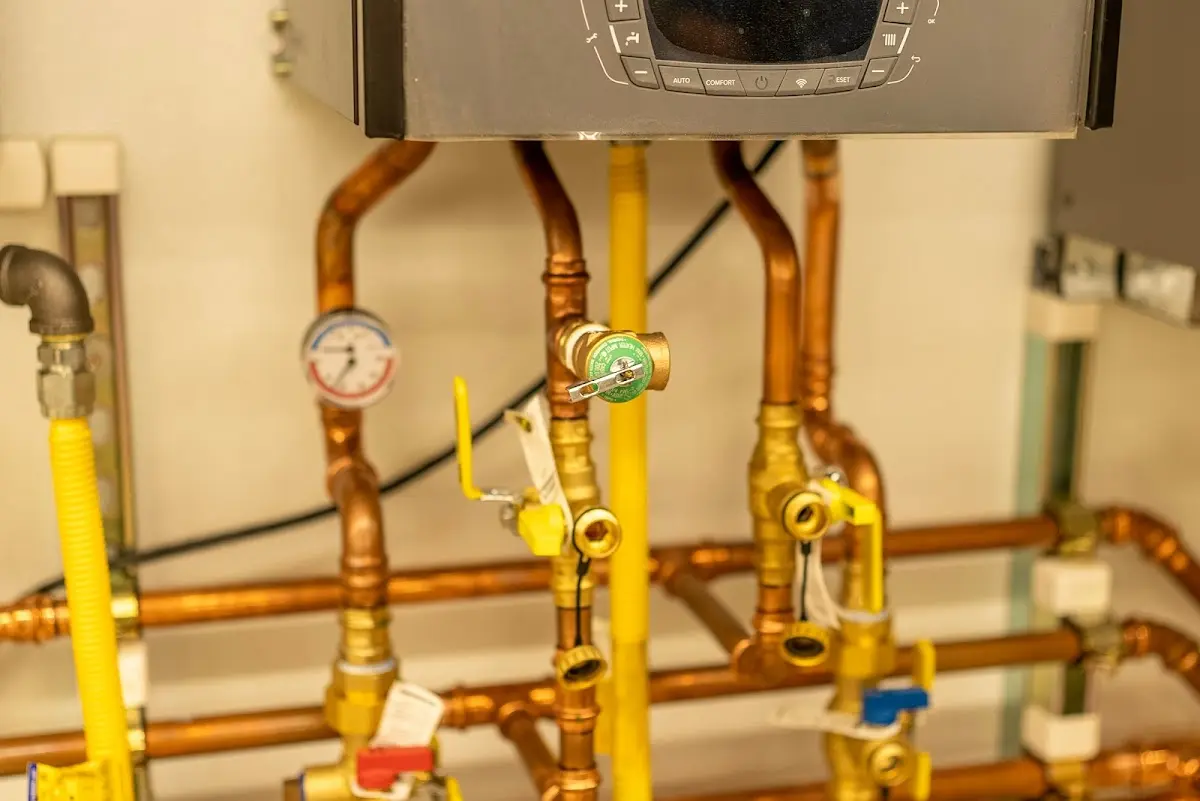 Licensed technician providing Sewer Cleanout for a homeowner in Hueytown